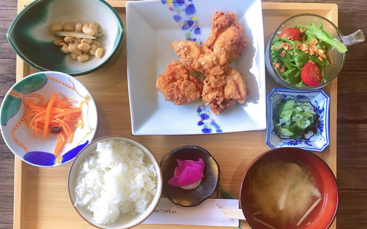 一人で気軽に過ごせる ご飯のかわり自由で生卵無料の終日ランチが楽しめるカフェ Gohan Cafe Pin が福岡県久留米 市に5月10日 月 グランドオープンします
